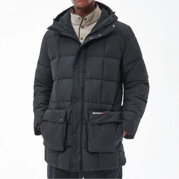 NWT - Barbour Men’s Snowfell Quilted Jacket - Size M - Picture 2 of 13